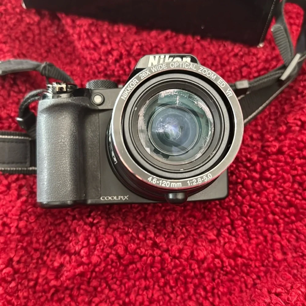 Nikon CoolPix P100 Black Digital Camera with Professional Features
